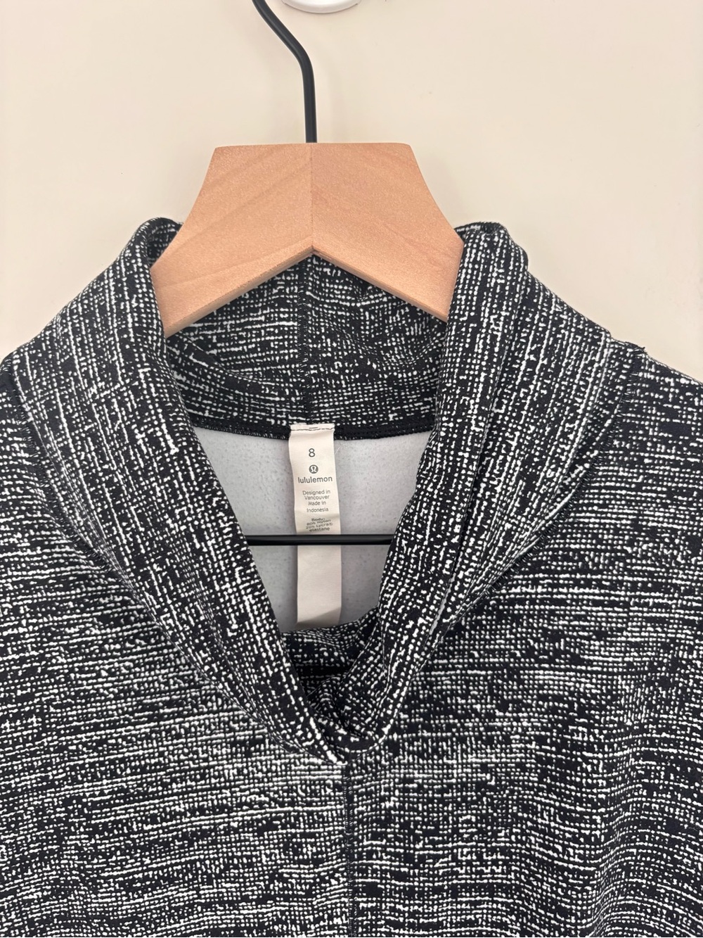 Lululemon Melodic Movement Long Sleeve Shirt Twillines White Black 8 View 5
